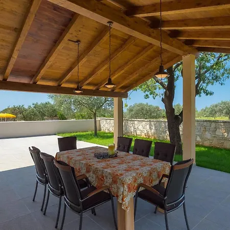 Holiday home Felice