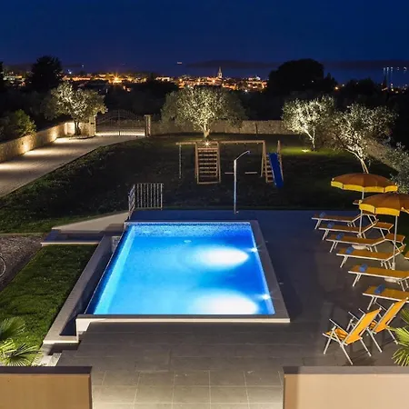 Holiday home Felice Fazana